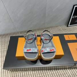 Picture of Louis Vuitton Shoes _SKULVsz35-40J070312294